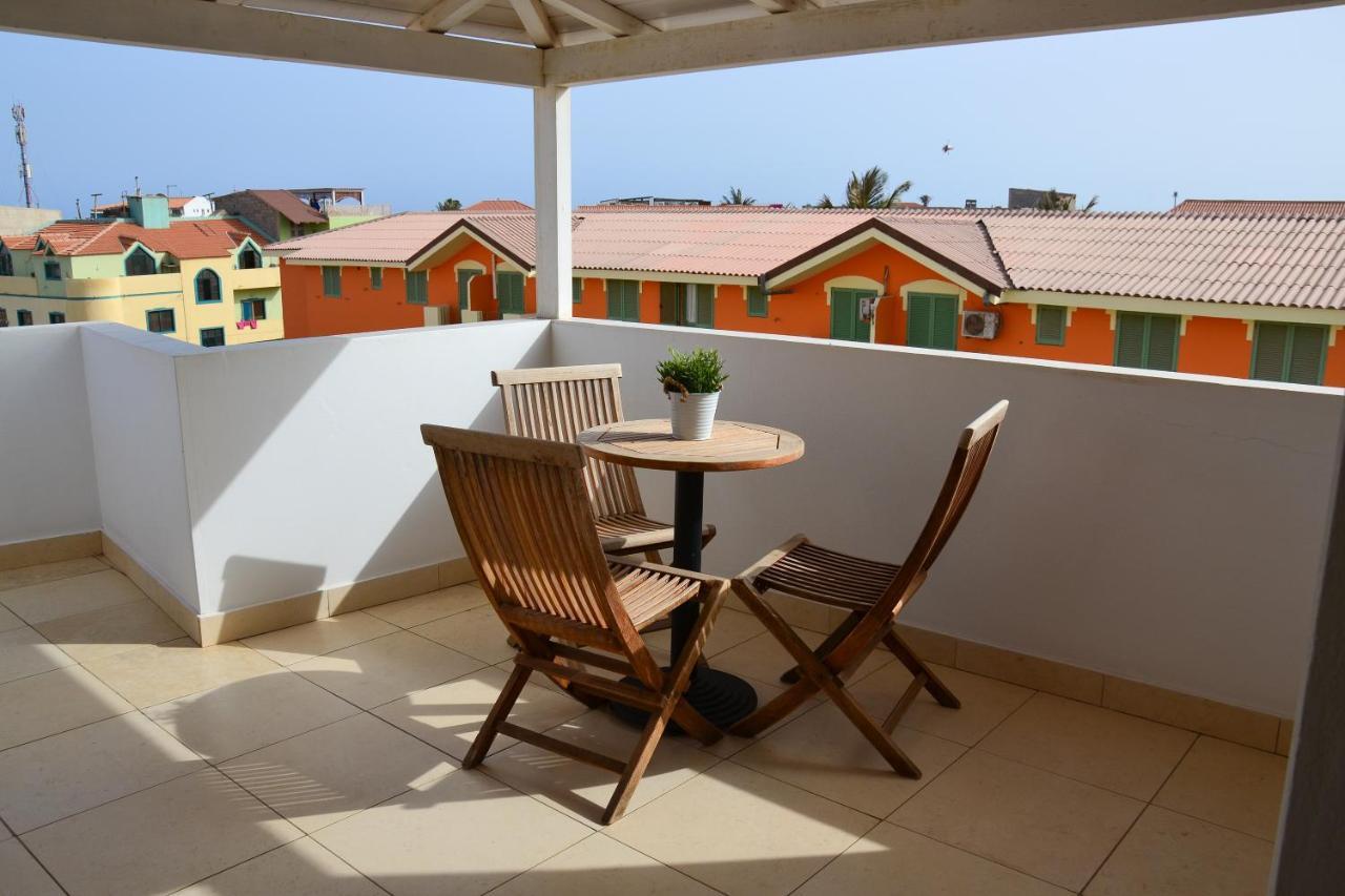 Branco Suites - Rooms & Holiday Apartments Santa Maria Exterior photo